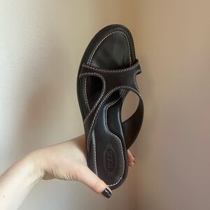 Tod's Black Leather Sandals